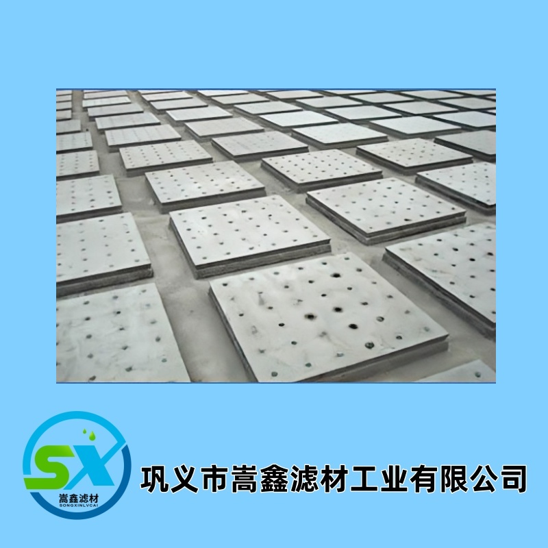 �������A�ƞV����ɝ�ע�����B�o�F������D4